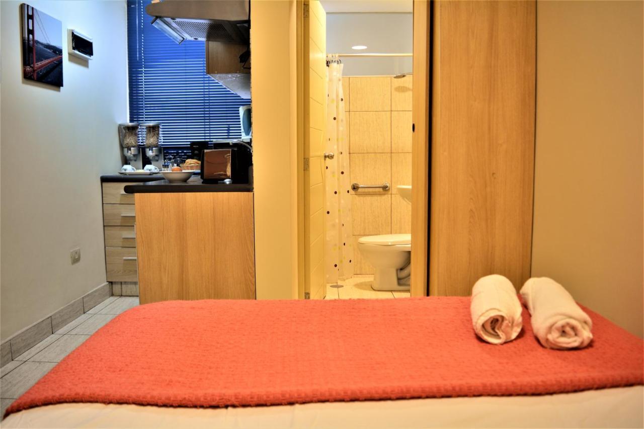 Kangaroo Wasi Airport Bed & Breakfast Lima Exterior photo