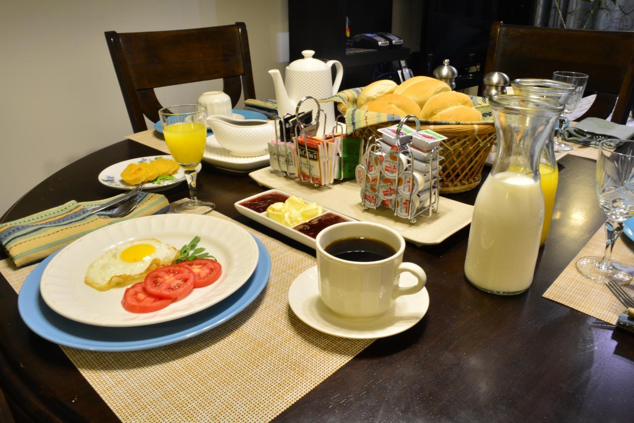 Kangaroo Wasi Airport Bed & Breakfast Lima Exterior photo