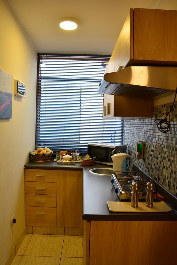 Kangaroo Wasi Airport Bed & Breakfast Lima Exterior photo